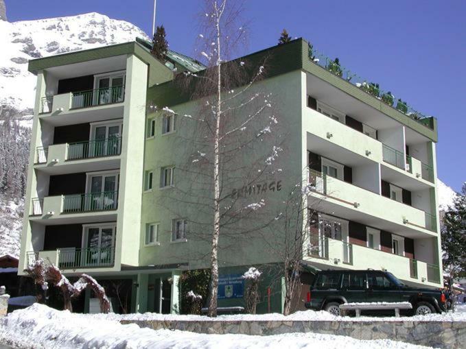 Апартаменты Haus Ermitage Лойкербад Экстерьер фото